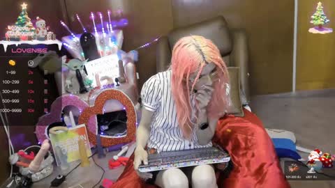 Snapshot of laflakita21 chatting on 01.17.25 Skinnygirl online show from 01.17.25