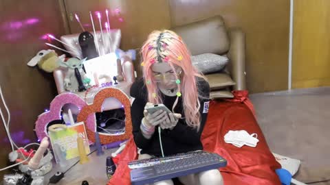 Snapshot of laflakita21 chatting on 01.28.25 Skinnygirl online show from 01.28.25