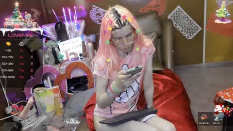 Snapshot of laflakita21 chatting on 02.04.25 Skinnygirl online show from 02.04.25