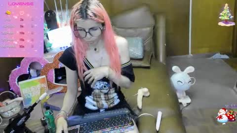 Snapshot of laflakita21 chatting on 09.12.25 Skinnygirl online show from 09.12.25