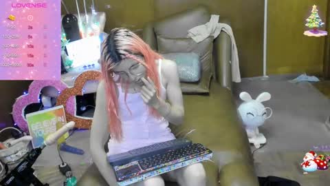 Snapshot of laflakita21 chatting on 09.19.25 Skinnygirl online show from 09.19.25