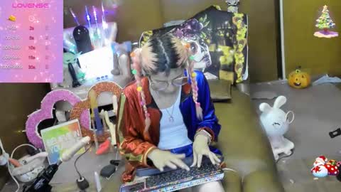 Snapshot of laflakita21 chatting on 10.29.25 Skinnygirl online show from 10.29.25