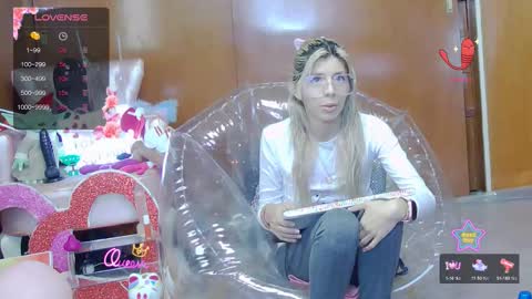 Snapshot of laflakita21 chatting on 01.15.26 Skinnygirl online show from 01.15.26