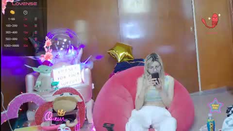 Skinnygirl online show from 07.22.26