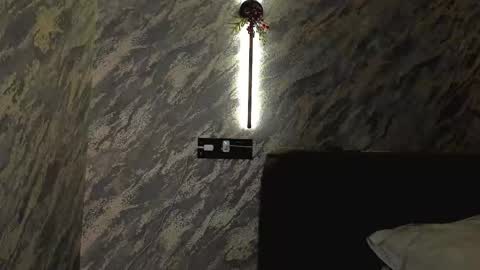 Bella online show from 02.22.25