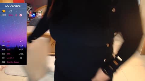 Snapshot of lagerthaa1 chatting on 12.10.24 Arielle online show from 12.10.24