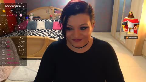 Snapshot of lagerthaa1 chatting on 01.25.25 Arielle online show from 01.25.25