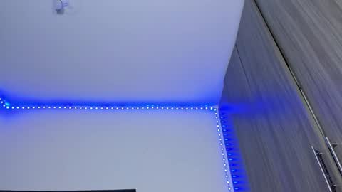 LagoSantos online show from 02.04.25