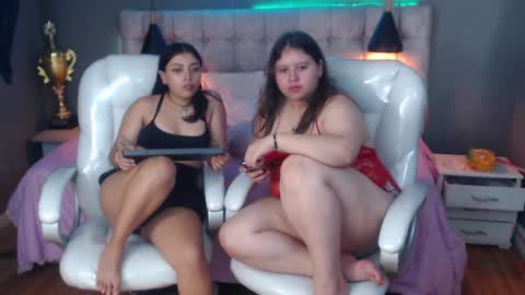 Snapshot of laia_and_aloby chatting on 01.13.25 online show from 01.13.25