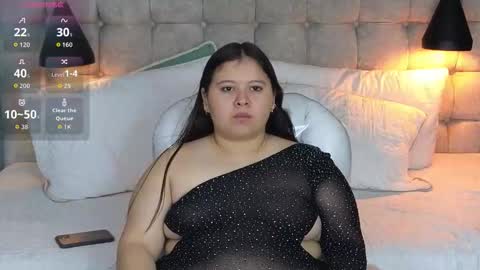 Snapshot of laia_and_aloby chatting on 11.24.25 online show from 11.24.25