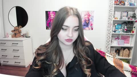 Kira online show from 12.31.24