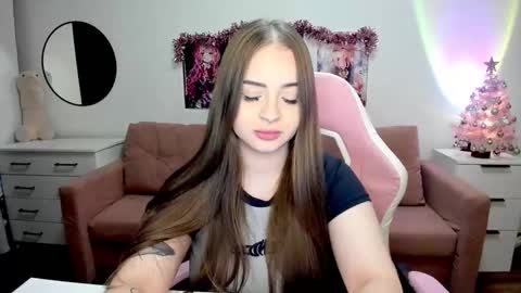 Kira online show from 12.17.25