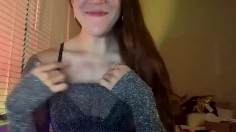 Snapshot of laineylifts chatting on 03.21.26 Lainey online show from 03.21.26