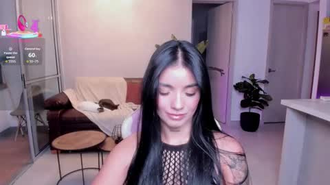 Laira online show from 10.14.25