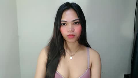 laire online show from 05.04.26