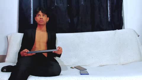 Laisy fox online show from 01.02.25