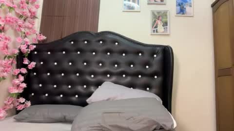 Snapshot of lakshmi_filipina chatting on 07.18.26 kristine online show from 07.18.26
