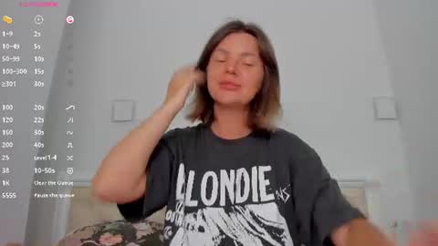 Lallie  online show from 06.11.26