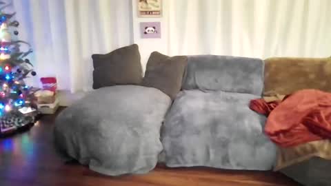 Snapshot of lalove99 chatting on 12.18.25 LALOVE99 online show from 12.18.25