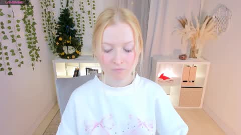 Laly online show from 01.09.25