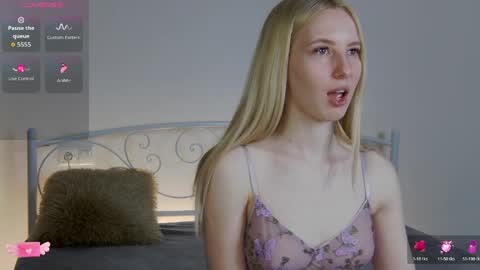 Snapshot of lana__j chatting on 04.06.26 Liana online show from 04.06.26
