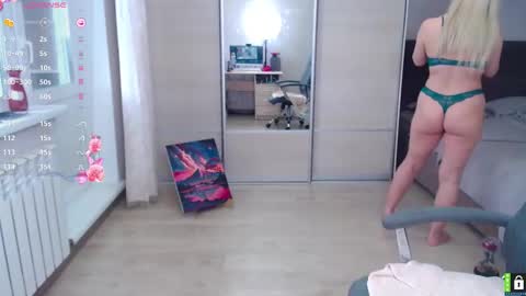 Lana online show from 11.14.25