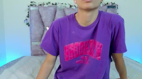 Snapshot of lana_bennett69 chatting on 11.04.25 Lana online show from 11.04.25