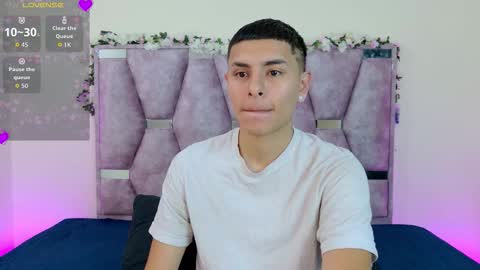 Snapshot of lana_bennett69 chatting on 11.11.25 Lana online show from 11.11.25