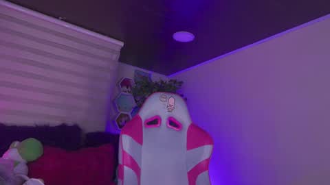 Lana online show from 03.17.26