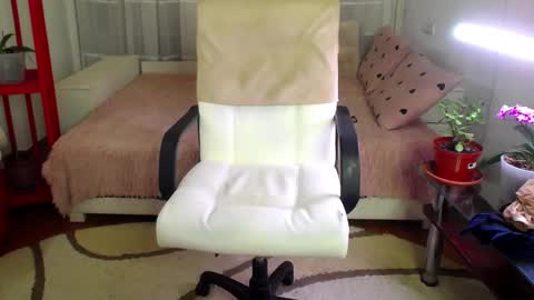 Lana online show from 02.23.25