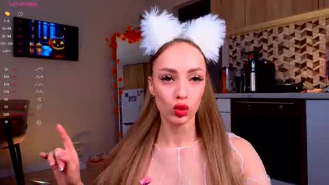 Milana online show from 10.24.25