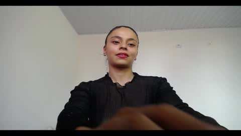 Snapshot of lana_roman chatting on 12.18.24 Lana ROMAN online show from 12.18.24