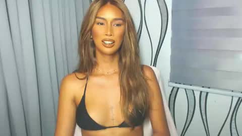 Snapshot of lanadel_hilton chatting on 01.26.25 Lana online show from 01.26.25