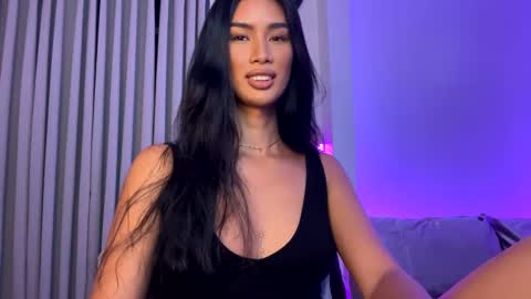 Snapshot of lanadel_hilton chatting on 03.09.25 Lana online show from 03.09.25