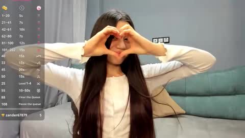 Snapshot of lanalandd chatting on 11.01.25 Lana online show from 11.01.25