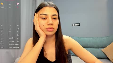 Snapshot of lanalandd chatting on 11.05.25 Lana online show from 11.05.25