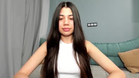 Snapshot of lanalandd chatting on 11.08.25 Lana online show from 11.08.25