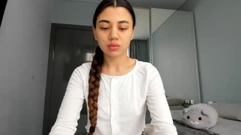 Snapshot of lanalandd chatting on 12.16.25 Lana online show from 12.16.25