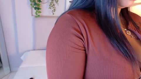 Lana online show from 11.24.25