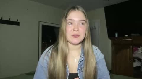 lanelizzie348 online show from 04.15.26