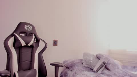 Snapshot of lanna_as chatting on 02.06.25 lanna_as online show from 02.06.25