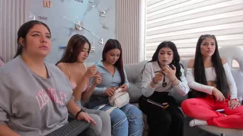Snapshot of lanna_as chatting on 10.08.25 lanna_as online show from 10.08.25