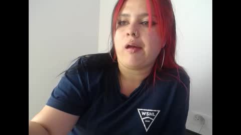 Snapshot of lanna_curvy chatting on 02.12.26 LANNA online show from 02.12.26
