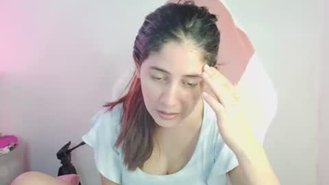 Snapshot of lara_aisha chatting on 06.23.26 LARA online show from 06.23.26