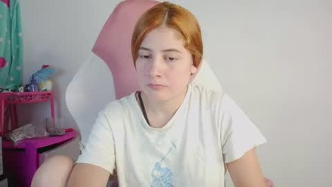 Snapshot of lara_aisha chatting on 07.14.26 LARA online show from 07.14.26