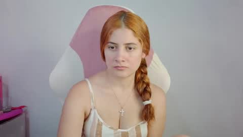 Snapshot of lara_aisha chatting on 07.18.26 LARA online show from 07.18.26