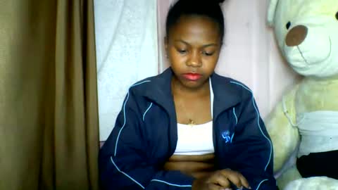 lara_belle online show from 05.18.26
