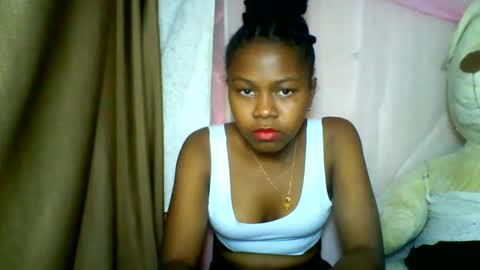 lara_belle online show from 05.20.26