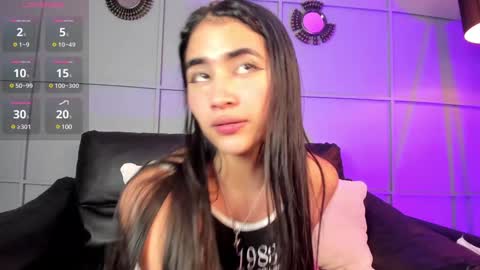 Snapshot of lara_madisson chatting on 12.14.24 Lara Madisson online show from 12.14.24