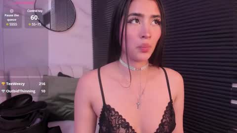 Snapshot of lara_madisson chatting on 01.22.25 Lara Madisson online show from 01.22.25